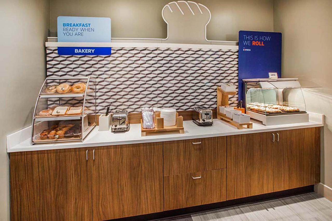 Holiday Inn Express & Suites - Indianapolis Nw - Zionsville By Ihg Whitestown Extérieur photo
