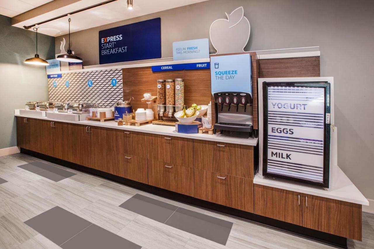 Holiday Inn Express & Suites - Indianapolis Nw - Zionsville By Ihg Whitestown Extérieur photo